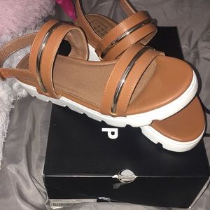 Tan/Brown sandals